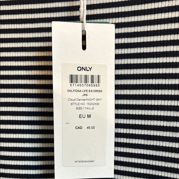 ONLY Striped Short Sleeve Fitted / Sheath Dress - Picture 6 of 7